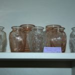 collection de vases en verre moulé Brocante de la Pointe Minard cadeaux