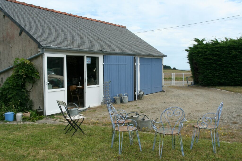 Brocante de la Pointe Minard à Plouézec, près de Paimpol